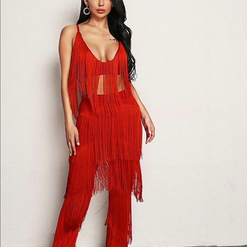 NEW Women’s 2 piece fringe crop set